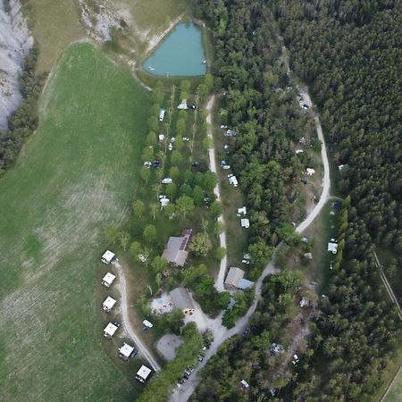 Camping Du Villard Thorame-Basse Exterior photo
