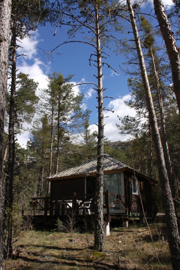 Camping Du Villard Thorame-Basse Exterior photo