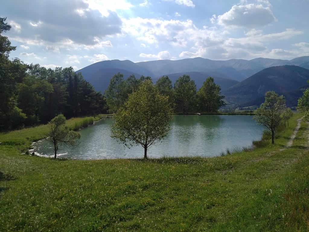 Camping Du Villard Thorame-Basse Exterior photo